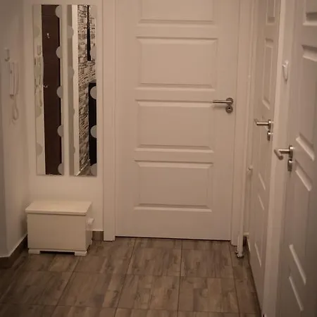 Anna Apartment